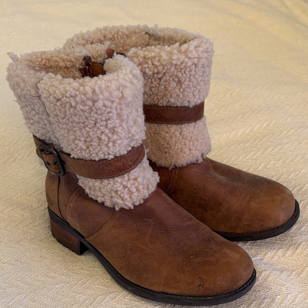 UGG Brown Shearling Winter Boots Sherpa lined 6.5